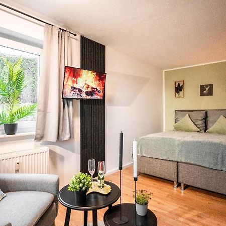 Apartment Ostersiek- Privater Eingang Mit Eigener Terrasse Bad Salzuflen Ngoại thất bức ảnh