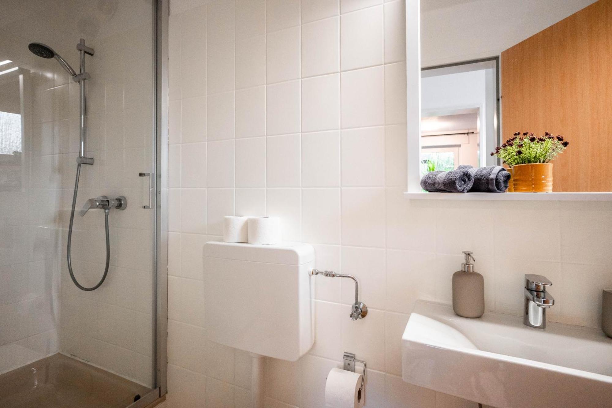 Apartment Ostersiek- Privater Eingang Mit Eigener Terrasse Bad Salzuflen Ngoại thất bức ảnh
